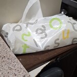 中華麺店 喜楽 - 奥はティッシュがあるのが良い