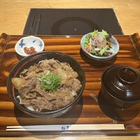 すき焼き 牛しゃぶ 松重 - 