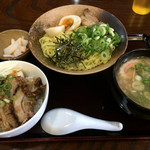 ねぎや - つけ麺（太麺）チャーシュー丼セット