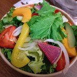 カスターニエ　軽井沢ローストチキン - 高原野菜のサラダ