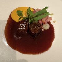 レストランアビエント - 牛肉の赤ワイン煮
