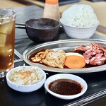 焼肉てっちゃん - 中おち・てっちゃんランチ