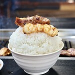 焼肉てっちゃん - まんが盛り