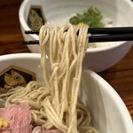 真鯛らーめん 麺魚 - 真鯛らーめん（麺）