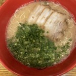 長浜ラーメン博多屋 - 料理写真:博多ラーメン890円