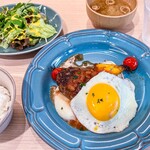 手作りハンバーグ卵 - 