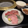 焼肉 Meat it