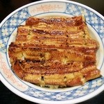 焼き加減も素晴らしいですけど、口に含んだ時の臭みのない味わいは秀逸としか言いようがありません。