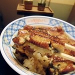 箸に取ると、フワフワでした。