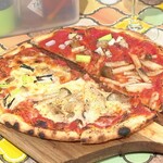 トリワイン ＰＩＫＯＳＨＨＨＵ - フンギのチーズ有り無しハーフ＆ハーフ