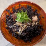 Ramen Break Beats - 脂身と肩ロースの切れ端の欠片で構成されてます。