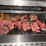 焼肉ホルモンミンちゃん - 