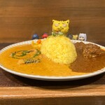 スパイス食堂 ニッキ - 2種盛り1,250円(税込)  ※結構、ボリューミー
