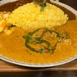 スパイス食堂 ニッキ - サバとバジルのココナッツカレー(辛さ1)
