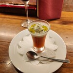 麹町ビストロ 階段の途中 - 冷製スープ