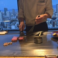 ニュー松坂 梅田32番街店 - 