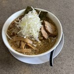 らーめん 鯉次 - 特背脂らーめん　870円+大盛り　130円