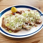 餃子マニア - 自家製チャーシュー