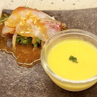 スチーム Dim sum&Wine - 冷製コーンスープ　ブリ
