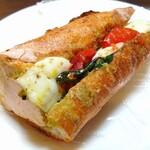 パン工房 風見鶏 - レモンチキン（￥420）