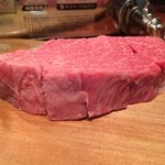 NO MEAT, NO LIFE.1st  - 赤みの厚切り120g