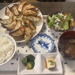 餃子バル Family - 