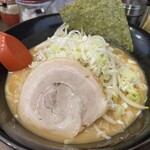 横浜家系ラーメン 赤家 - 料理写真:
