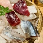 しんのすけ - 右上から、時計回りに
      戻りかつお、新さんま、いわし、生インドまぐろ_赤身、さわら