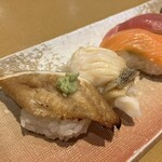 うまい鮨勘 - 〈2025年8月〉アナゴ塩・活ツブ貝