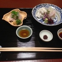 俵屋旅館 - 2014年8月：夕飯。向付（アコウ、鰈、鱧）