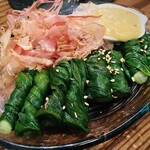 球磨焼酎バル めからうろこ - ニラのグルグル