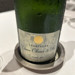 ル・マノアール・ダスティン - 