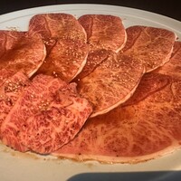 個室 和牛焼肉 吟 難波店 - 