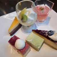 リュクス ダイニング ハプナ - 