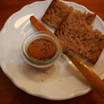 passe temps - レバーパテにはリンゴジャム