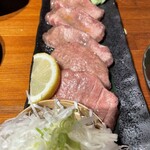 炭火焼肉ぐら - 