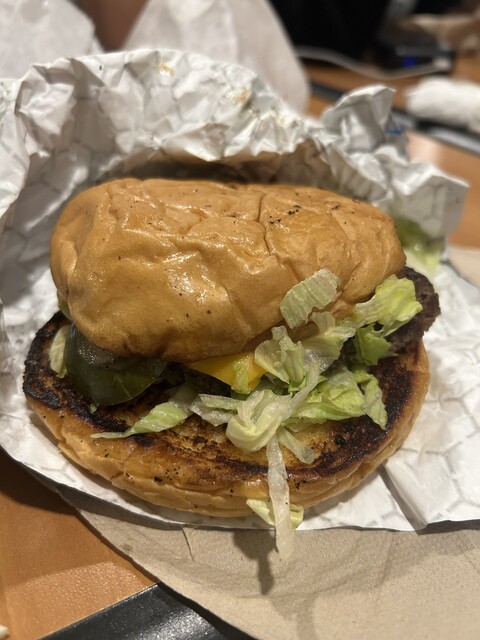 Betty's Burgers - ワイキキ/ハンバーガー | 食べログ