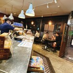 鯱市 - 店内の様子です