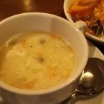 ナワジョティ - サービスセットを注文するとスープがサービスに