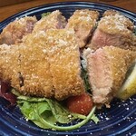 トラットリアモッチ - ずっしりポークカツレツ