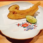 鮨 さかい - 雲南省の松茸のフライ