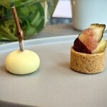 ラルジャン - 『静岡　ミニャルディーズ』
      
      ・静岡県クラウンメロンのチュコレートボンボン
      ・掛川市の無花果タルト