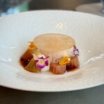 ラルジャン - 『長野県　ルバーブ』
      ・チュイール
      ・レモンバーベナのグラニテ
      ・ルバーブとヨーグルトのアイス
      ・ローストアーモンドとバニラのババロワ
      ・ルバーブのローズゼラニウムコンポート
      ・フランボワーズビネガー