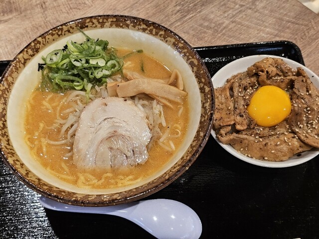 金澤味噌 らぁめん秀 - 五所川原（ラーメン）の写真