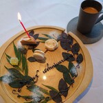 Restaurant Le Proust Miura - お誕生日祝いの特製デザートプレート