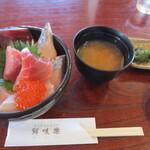 鮮味楽 - 地魚マグロ丼