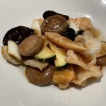 中国料理 四川 - ホリデーランチの烏賊の牡蠣ソース炒め