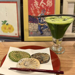 和田乃屋 - 滝の焼餅［3個］と冷抹茶 1070円