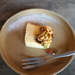 COFFEECAMP - （2025/8月）チーズテリーヌ