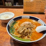 支那麺 はしご 本店 - 